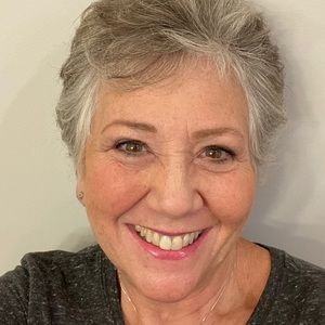 Meet your Posher, Eileen